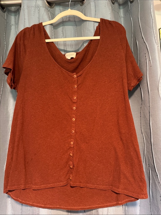 Sezane Tops - Sezane Casual V-Neck Button-Front Women’s Top - Rust XXL